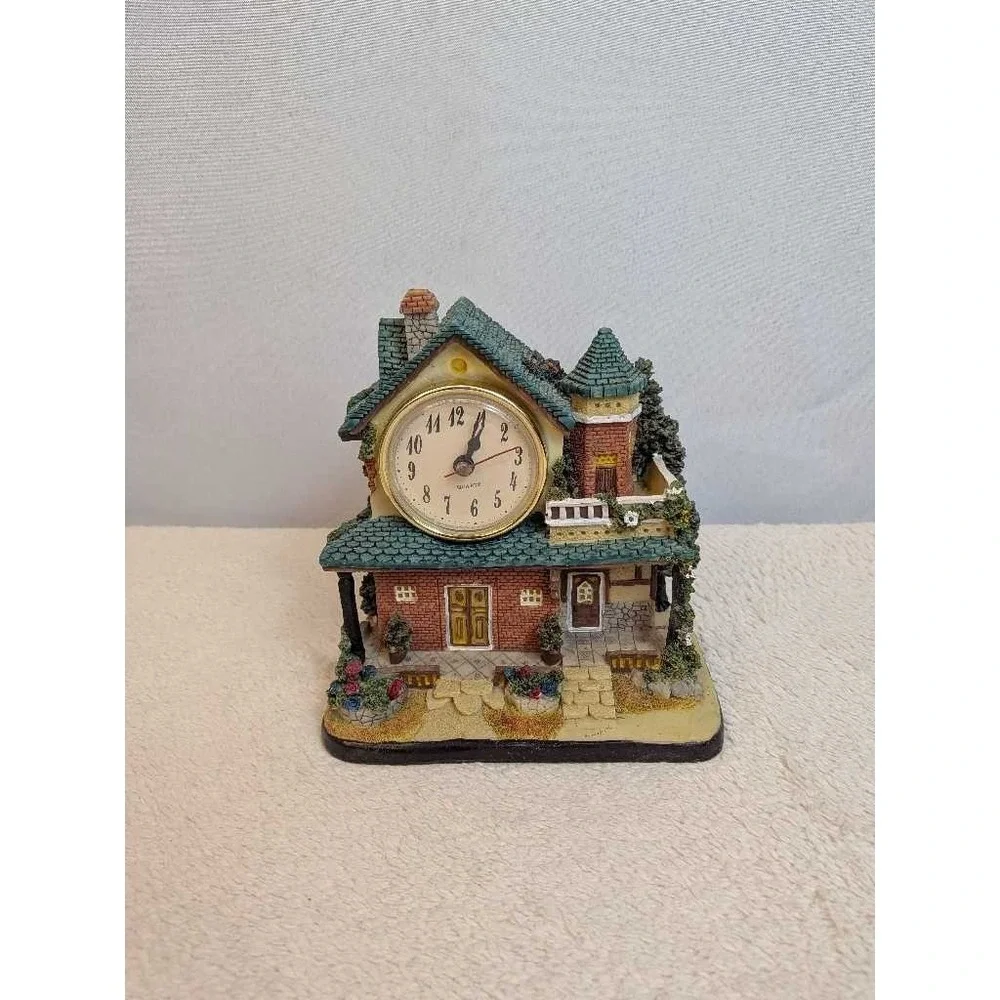 Vintage Cottage House Clock Resin Desk Table Decor